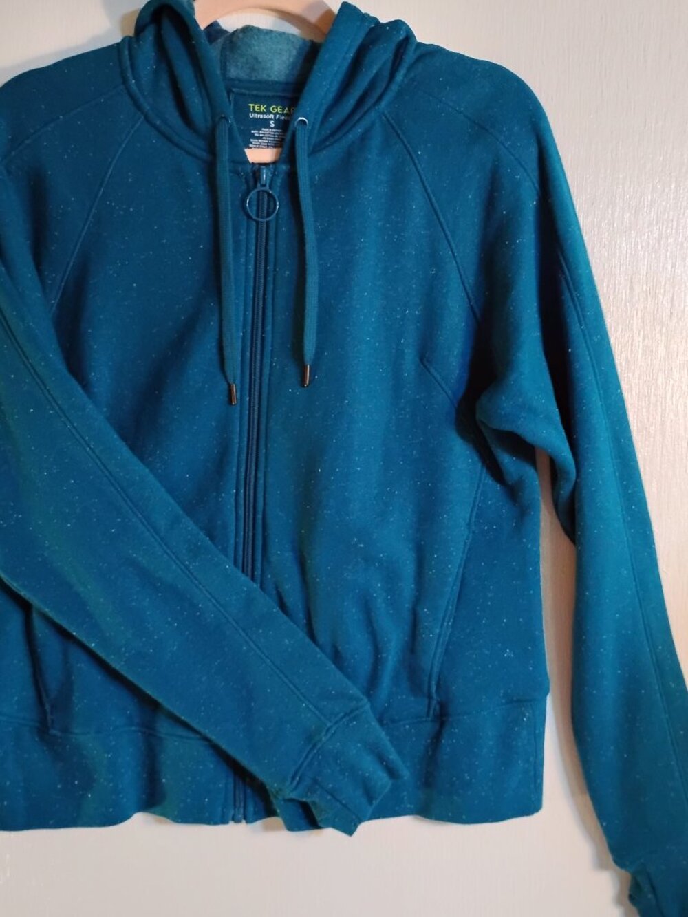 Women's Tek Gear Fleece Hoddie size Small